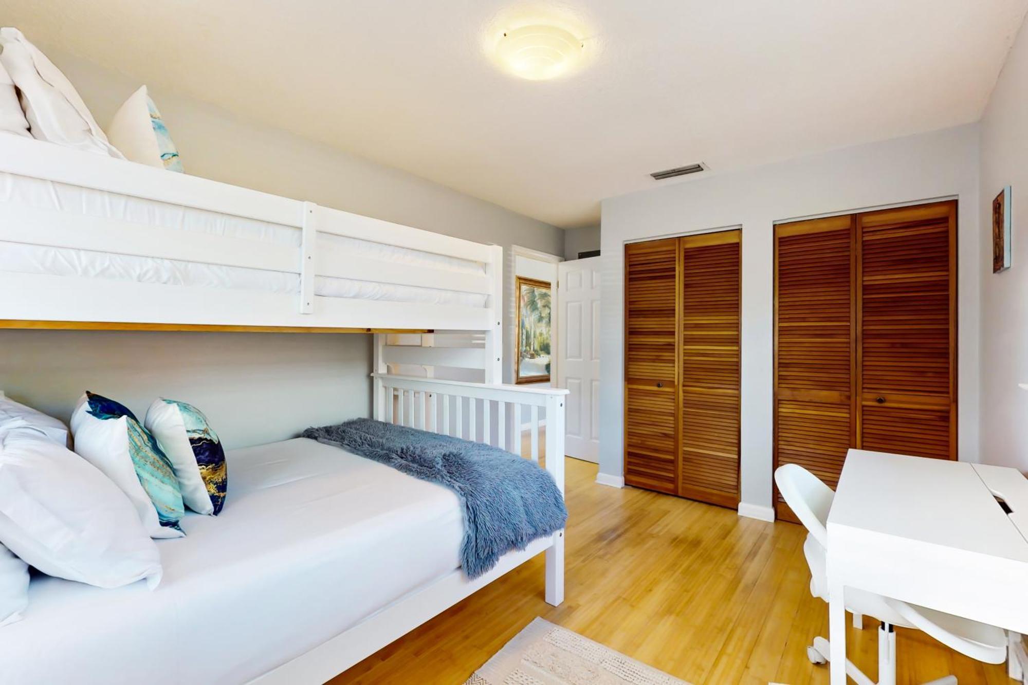 Вилла Sunset Breeze Butler Beach Экстерьер фото