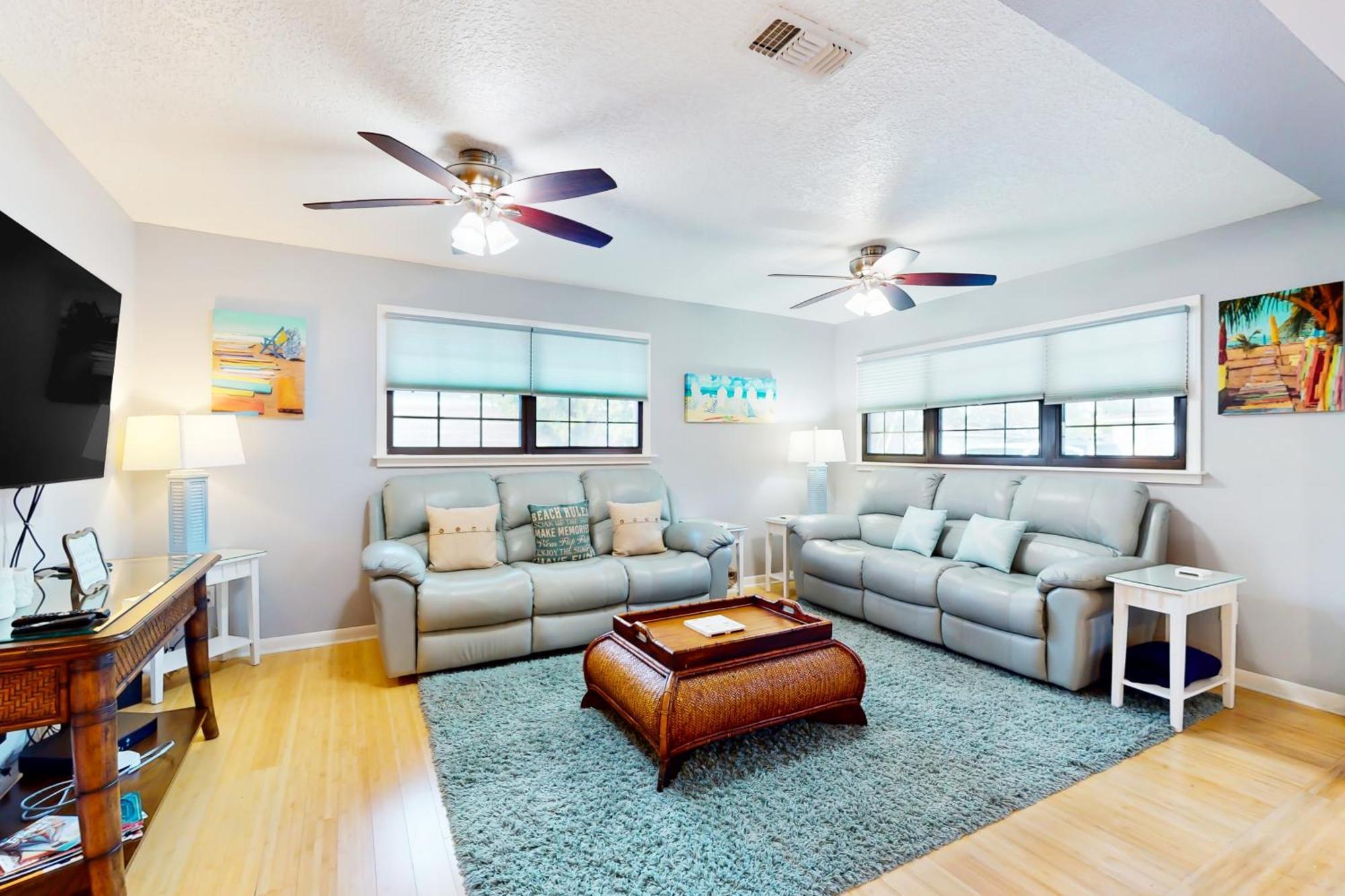 Вилла Sunset Breeze Butler Beach Экстерьер фото